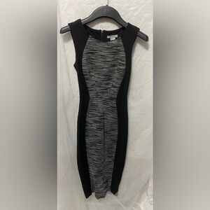 H&M Black & Gray Colorblock Bodycon Sheath Dress Sleeveless SizeXS EUC